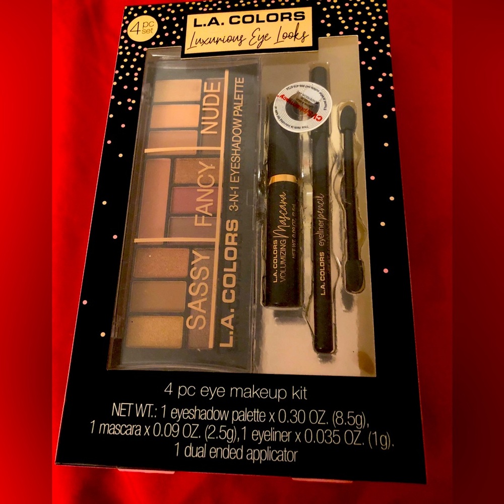 Women makeup kit